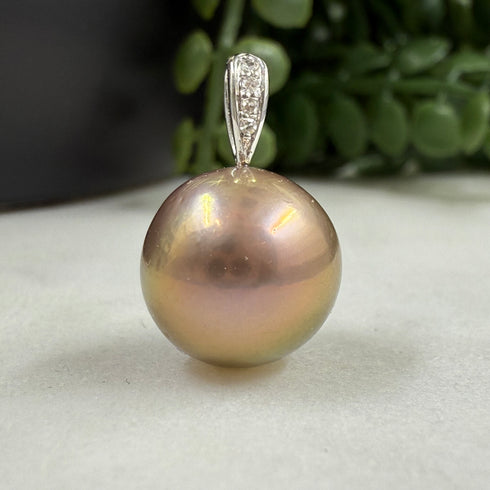 Golden Edison Pearl Pendant: 14K Gold & Diamonds
