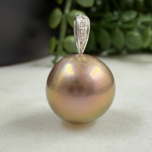 Golden Edison Pearl Pendant: 14K Gold & Diamonds