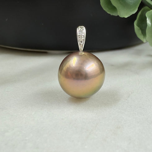 Golden Edison Pearl Pendant: 14K Gold & Diamonds