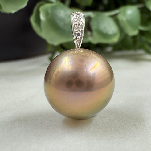 Golden Edison Pearl Pendant: 14K Gold & Diamonds