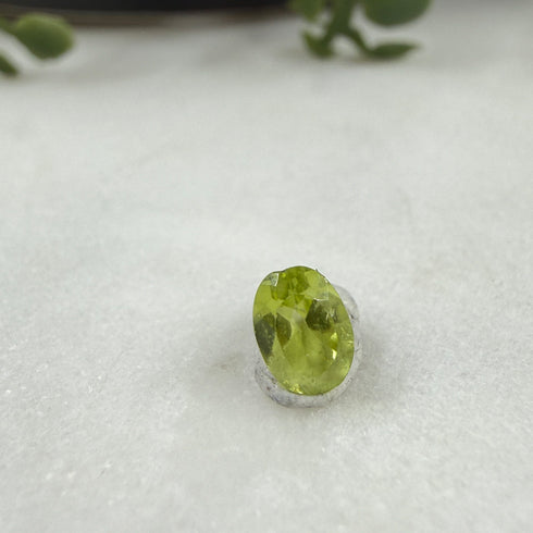 0.45 CT Natural Peridot Oval Brilliant Loose Gemstone 4x5.5mm Loose Gemstones
