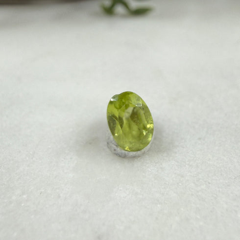 0.45 CT Natural Peridot Oval Brilliant Loose Gemstone 4x5.5mm Loose Gemstones