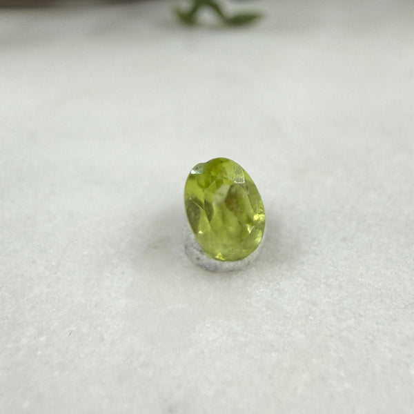 0.45 CT Natural Peridot Oval Brilliant Loose Gemstone 4x5.5mm Loose Gemstones
