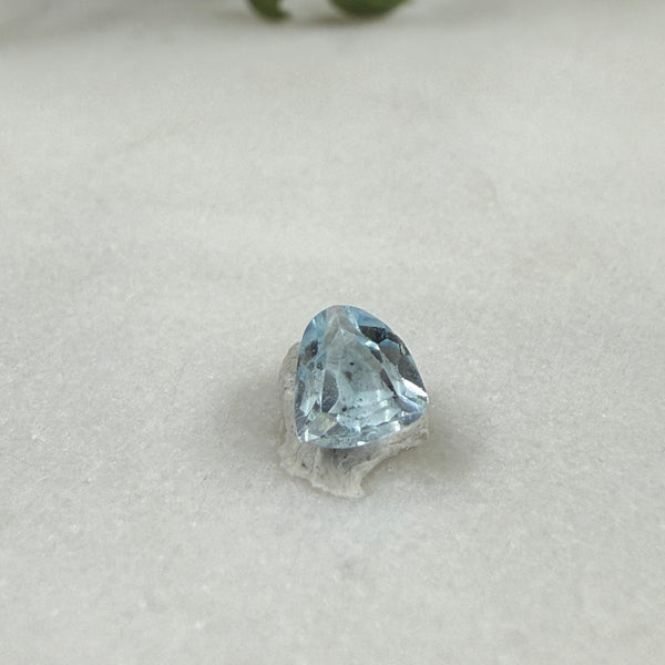 0.55 CT Natural Blue Topaz Modified Trillion Loose Gemstone 4.5x5mm Loose Gemstones
