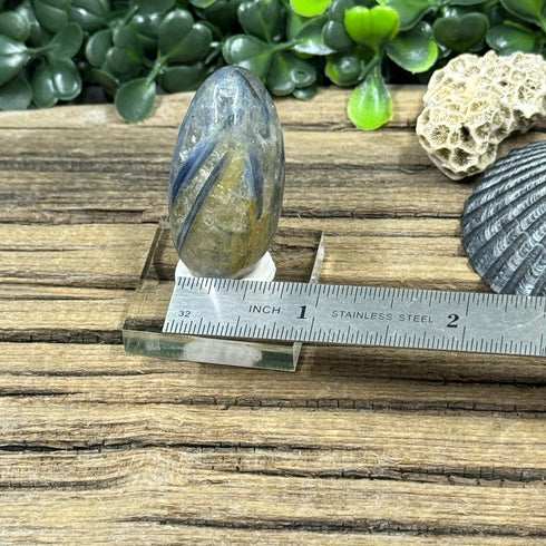 Kyanite and Quartz Polished Stone specimen