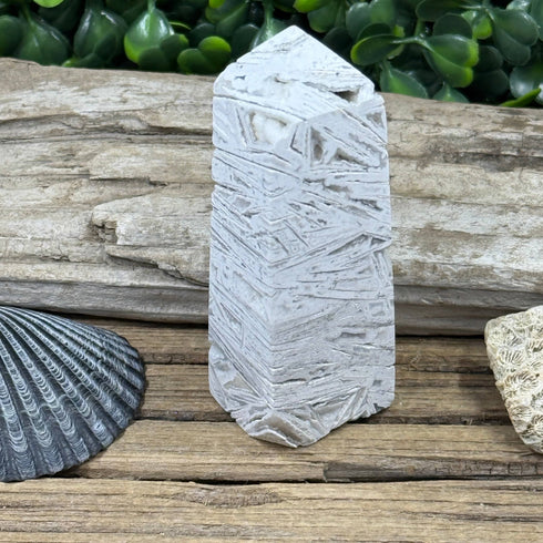 Crazy Lace Agate Towers: Gray Lines Never Looked So Good specimens