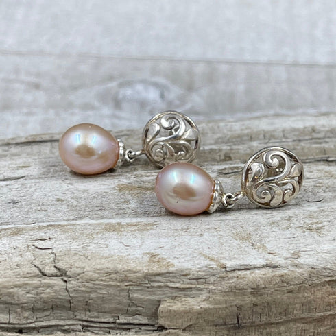 Pink Water Drop Freshwater Cultured Pearl Earrings Earrings