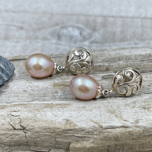 Pink Water Drop Freshwater Cultured Pearl Earrings Earrings