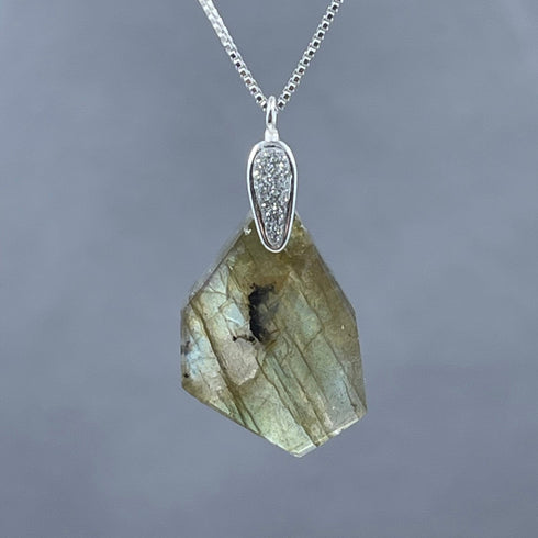 Labradorite Freeform Pendant - B Necklaces