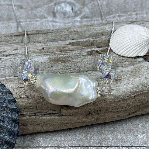 Soufflé Pearl with Crystals Necklace Necklaces