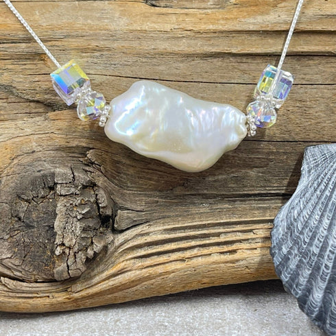 Soufflé Pearl with Crystals Necklace Necklaces