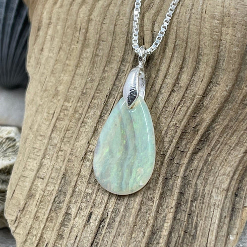 2 CT Australian Mintabie Opal Necklace Pendant